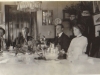 effie-anderson-left-bessie-molteno-george-murray-margaret-molteno-breakfast-at-parklands-1912