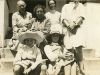 millers-point-betty-molteno-alice-greene-john-and-lucy-molteno-front-carol-standing-1912