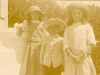 millers-point-lucy-john-and-carol-molteno-1912