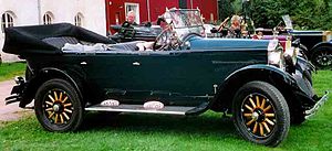 hupmobile-touring-model-1924-wallace-molteno-had-older-model