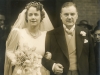 lucy-molteno-and-bernard-armitage-at-their-wedding-london-1938