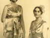 virginia-molteno-with-her-mother-lucy-ready-to-be-presented-at-court-c-1930